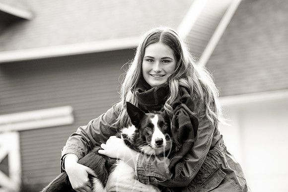 LilyF-38bw