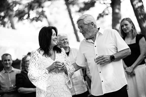 Lissa & Rob -127bw