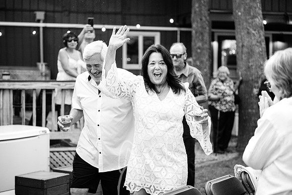 Lissa & Rob -119bw